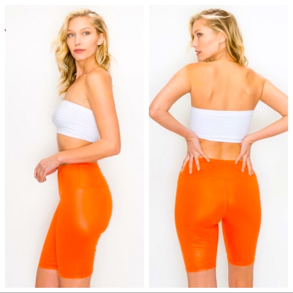 HIGH WAISTED ORANGE BIKE SHORTS